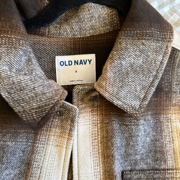Old Navy Brown Plaid Oversized Soft-Brushed Shacket - Size Small - Picture 3 of 8